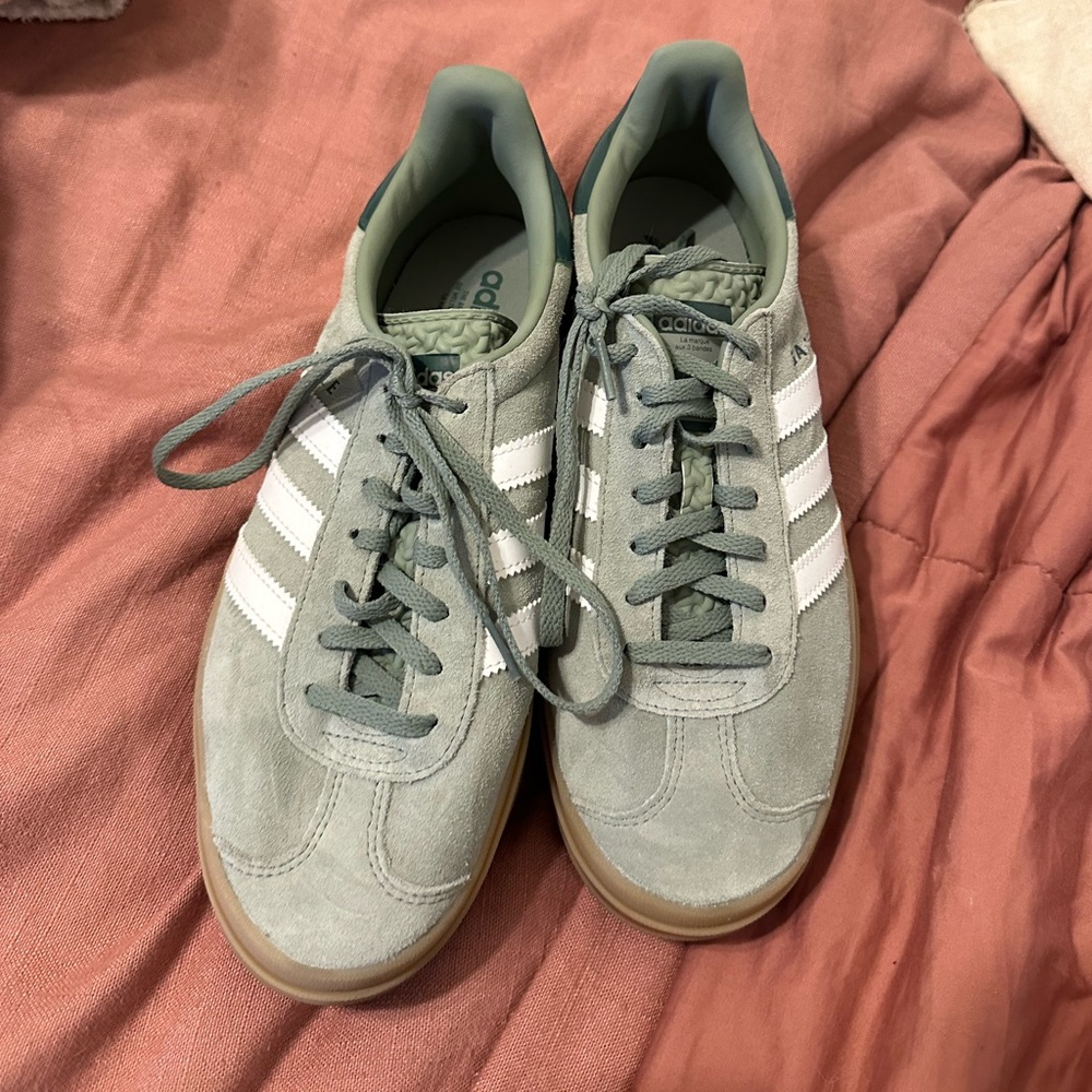ADIDAS GAZELLE BOLD